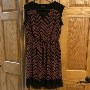 Enfocus Studio V-Neck, fully lined pullover dress, Size 10